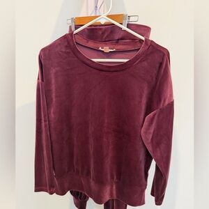 Women's Velvet Lounge Set.  Size M